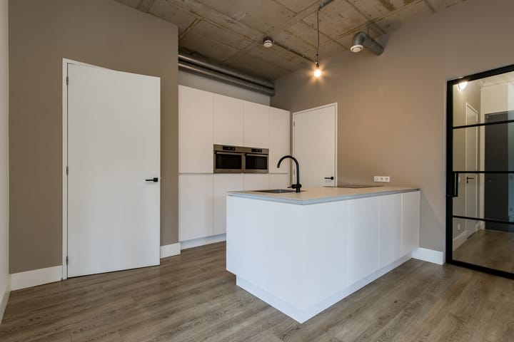 Foto 18 van Eekbrouwersweg 6-B