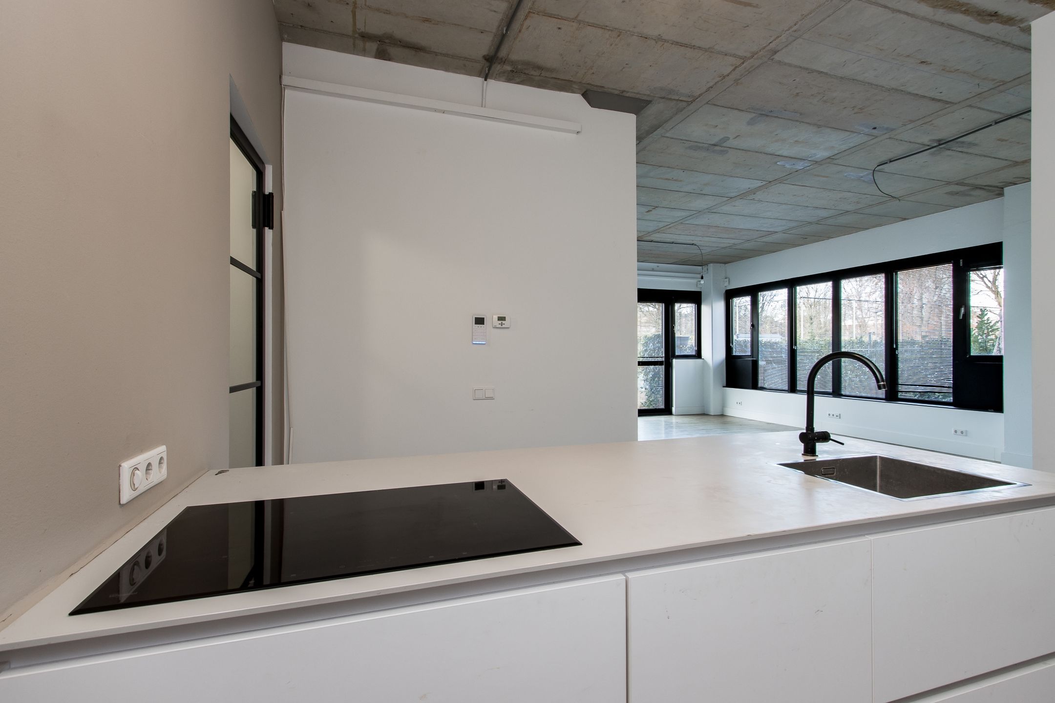 Foto 21 van Eekbrouwersweg 6-B