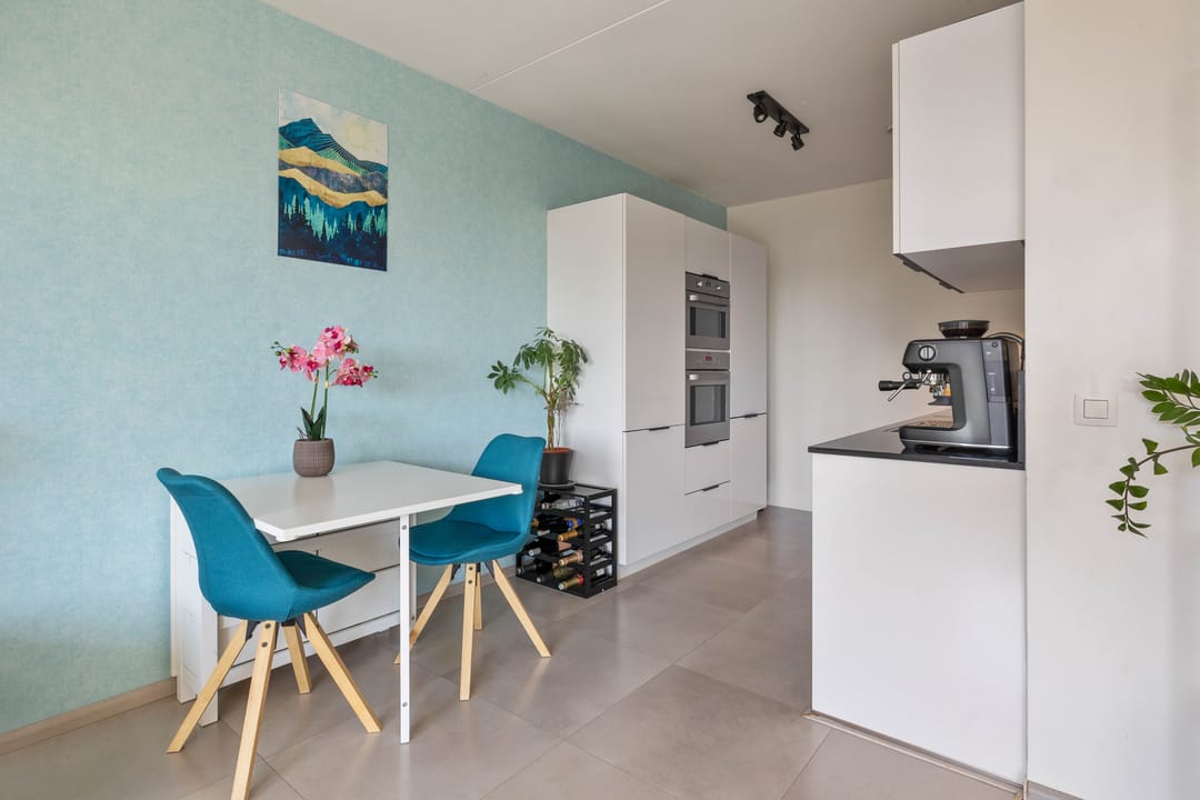 Photo 11 of Ottho Heldringstraat 202-E