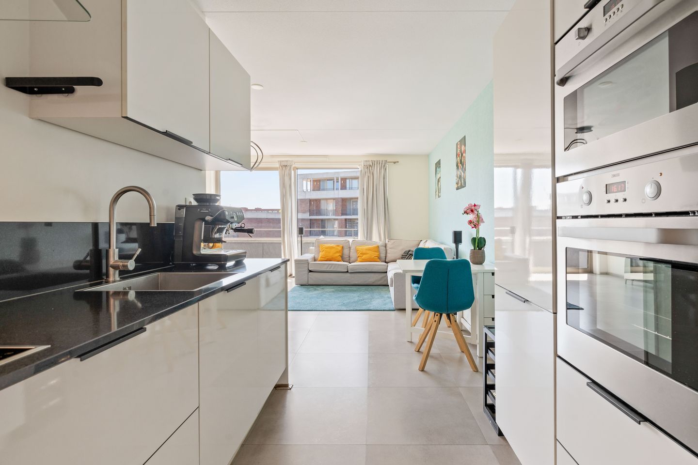 Photo 14 of Ottho Heldringstraat 202-E