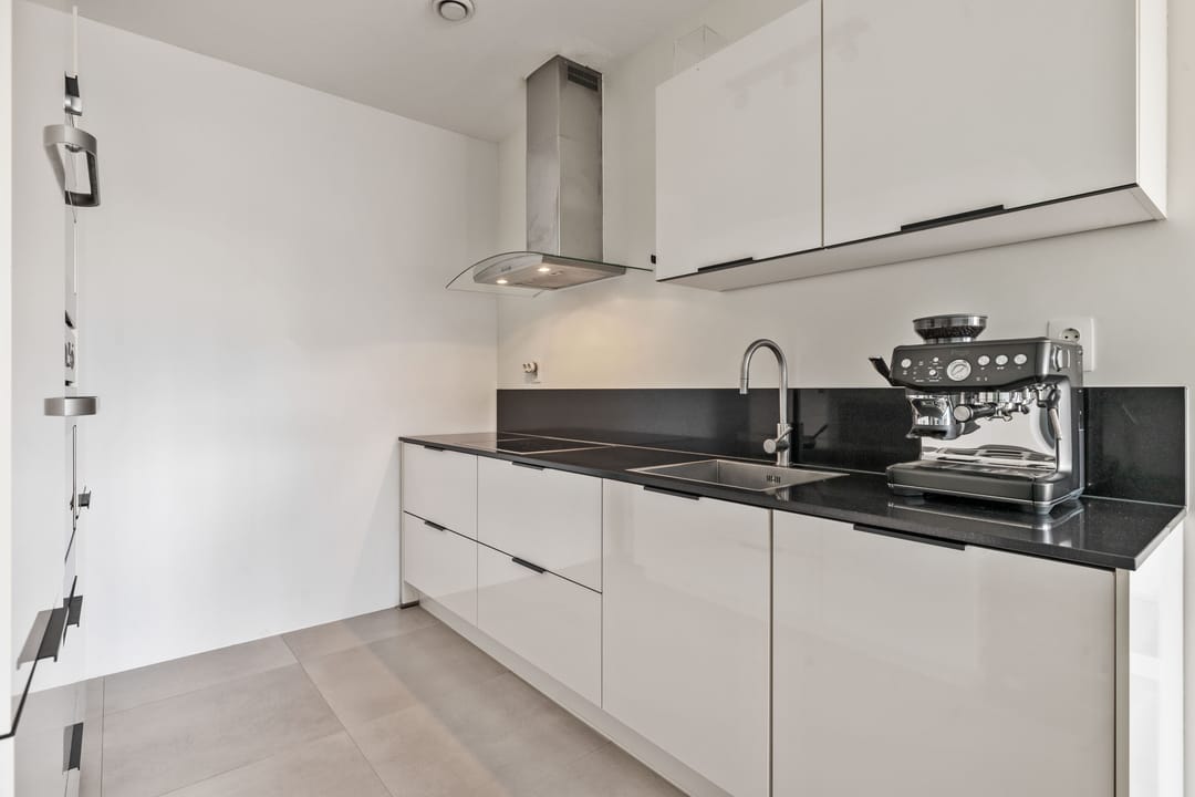 Photo 13 of Ottho Heldringstraat 202-E