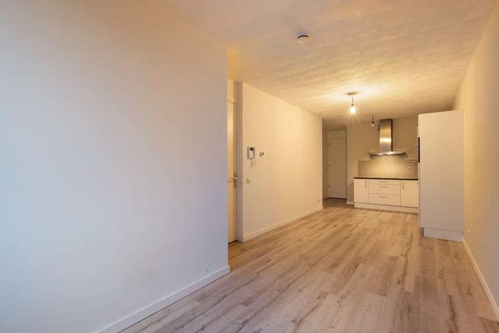 Foto 14 van Julianalaan 6