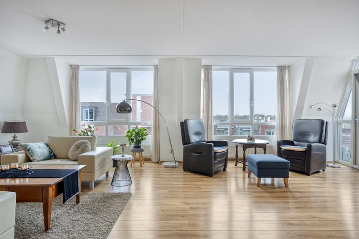 Photo 4 of Burgemeester Ruttenplein 308