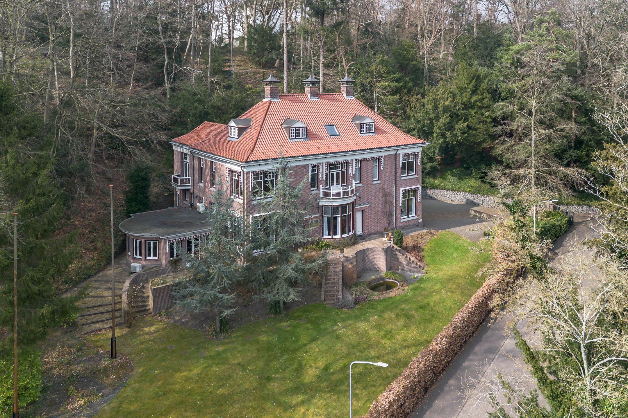 Buying a house in The Netherlands., Midden Duin en Daalseweg 12