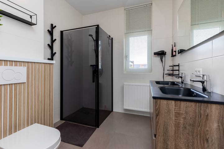 Foto 33 van Helenapolder 21