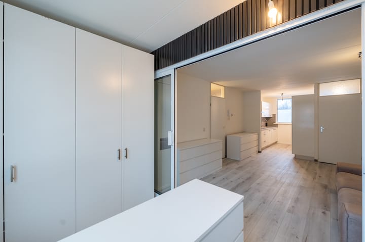 Photo 14 of Staalstraat 106