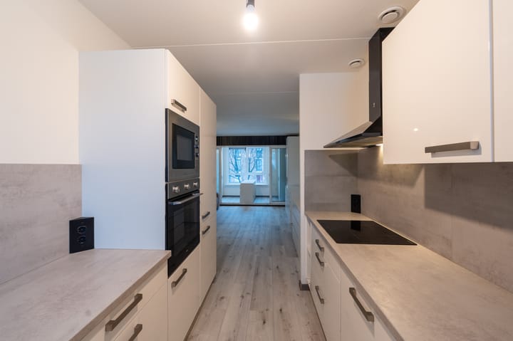 Photo 19 of Staalstraat 106