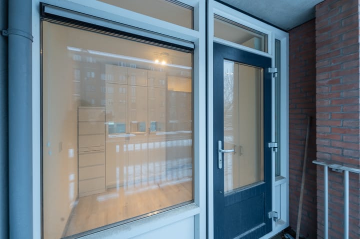 Photo 24 of Staalstraat 106