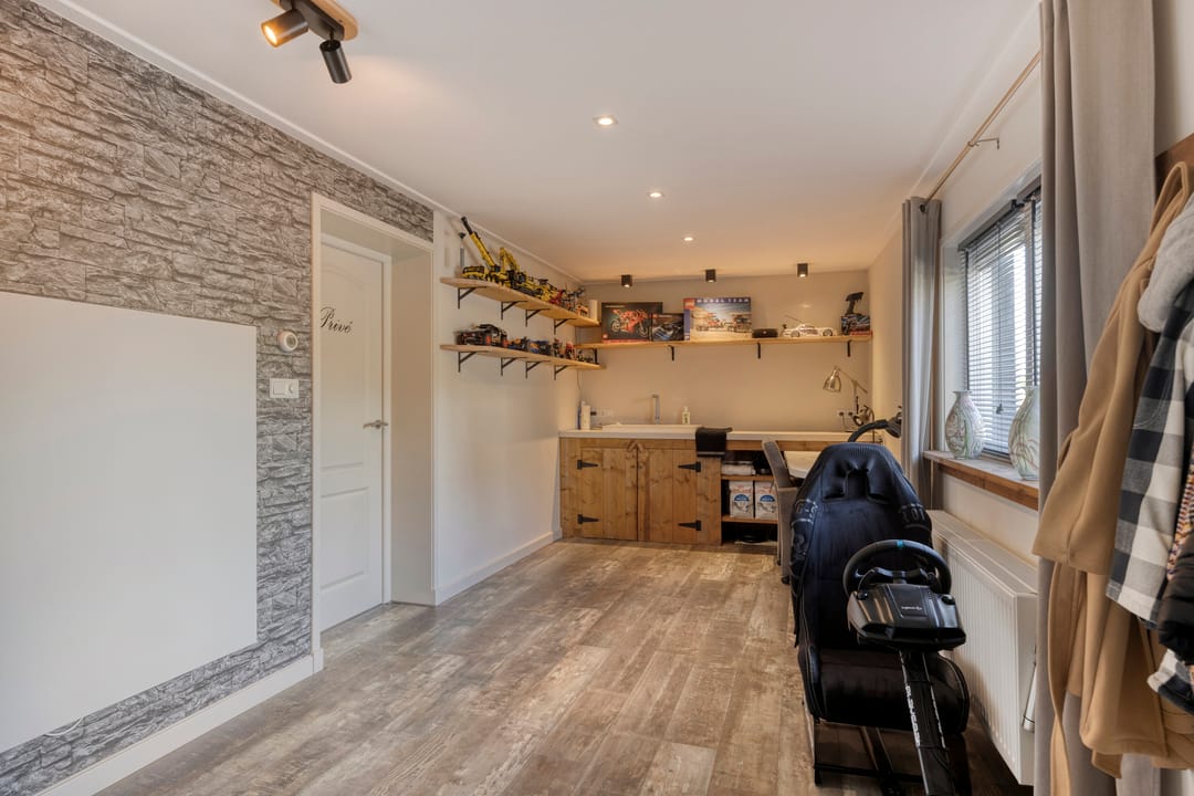 Photo 31 of Waalbandijk 28