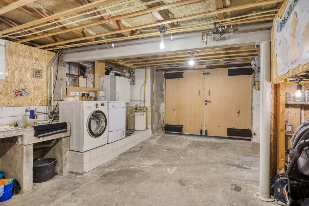 Photo 37 of Waalbandijk 28