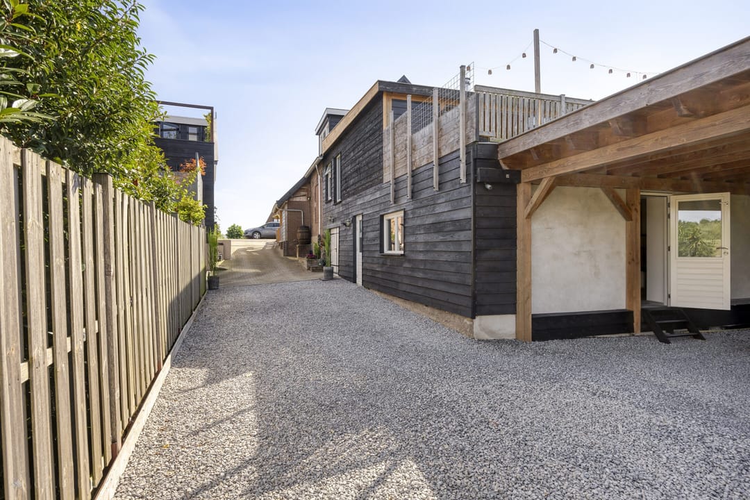 Photo 41 of Waalbandijk 28