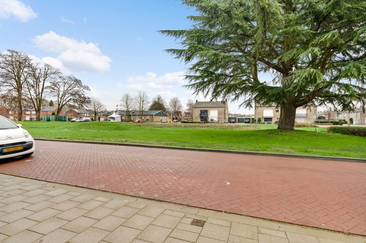 Foto 36 van Anna van Saksenstraat 14