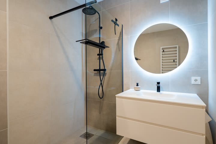 Photo 39 of Verlengde Meeuwerderweg 25