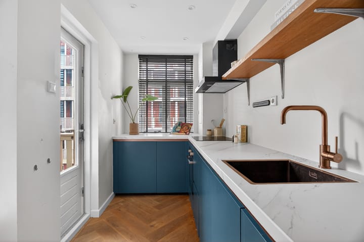 Foto 6 van Van Hogendorpstraat 131-2