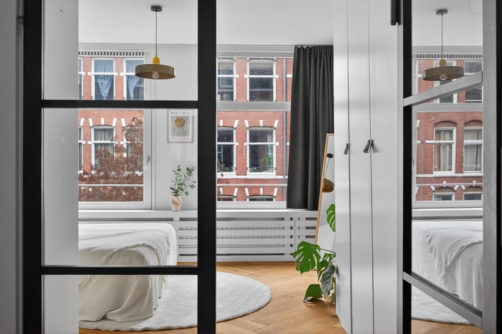 Foto 13 van Van Hogendorpstraat 131-2