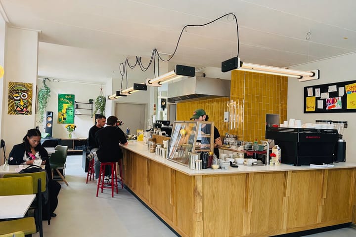 Foto 26 van Van Hogendorpstraat 131-2