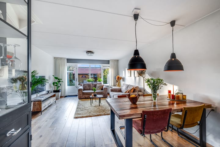 Photo 2 of Els van Roodenstraat 38