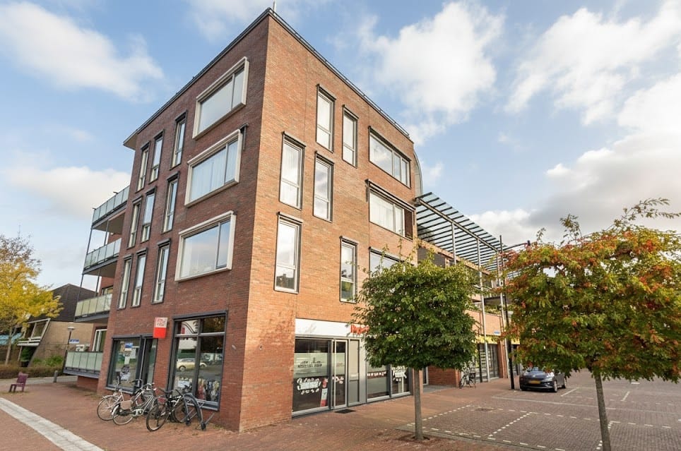 Bekijk foto 1 van Markt 1