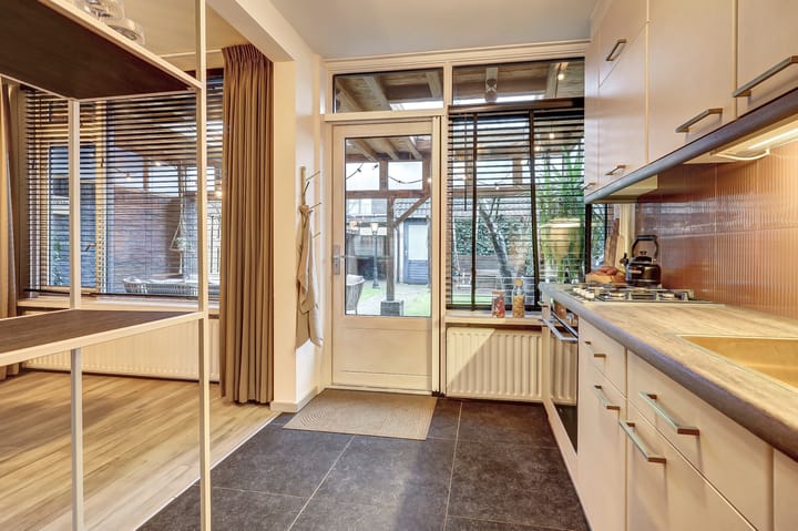 Foto 16 van Hendrik Consciencelaan 40