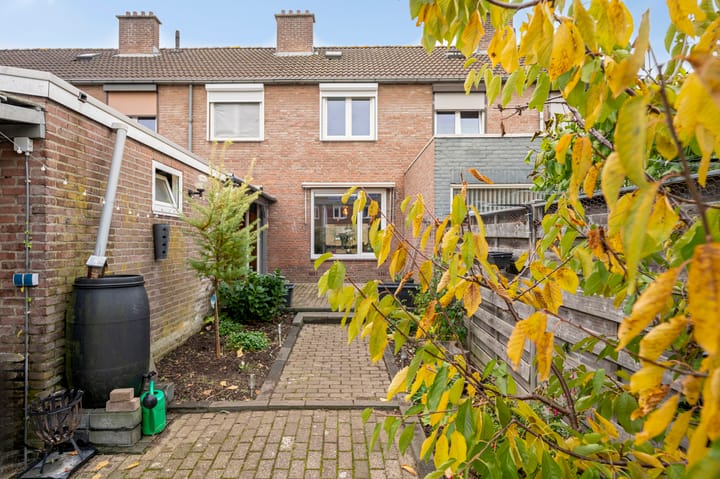 Foto 24 van Hendrikstraat 9