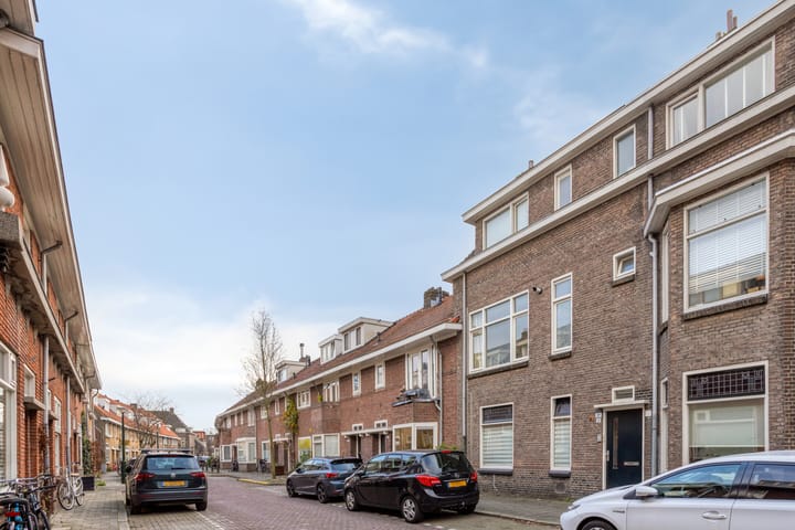 Foto 12 van Moliusstraat 13