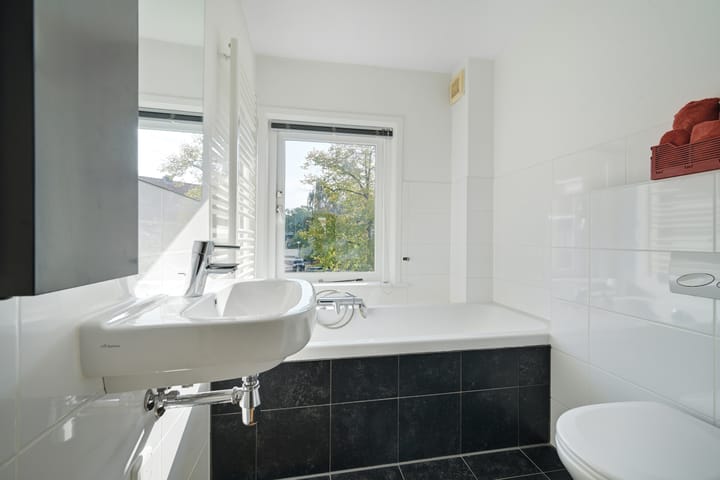 Foto 43 van Dr. van Campenstraat 28