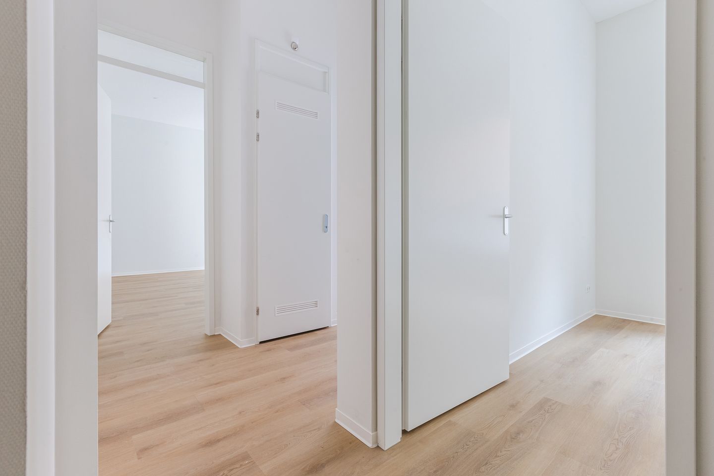 Photo 14 of Houthavenkade 110