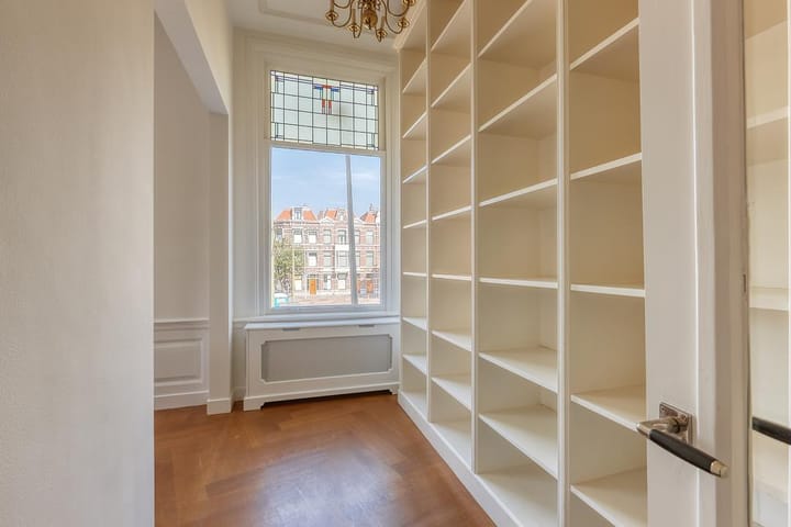 Foto 12 van Koningin Emmakade 157