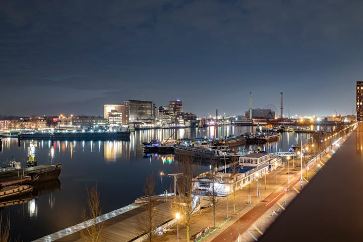 Foto 35 van Maashaven N.z. 41