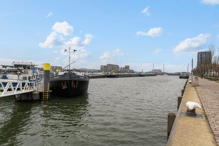 Foto 44 van Maashaven N.z. 41