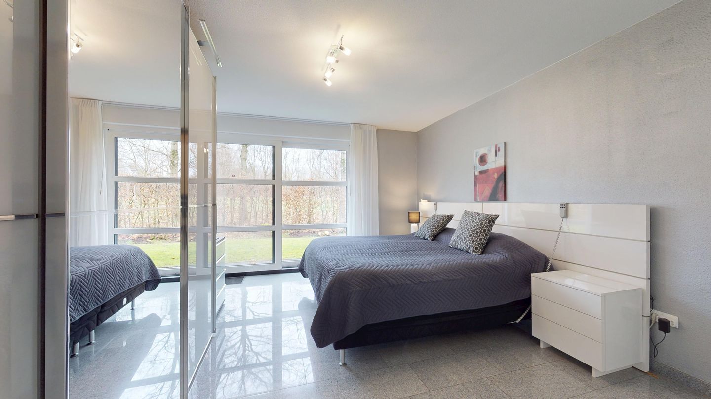 Photo 5 of Hazelaar 6