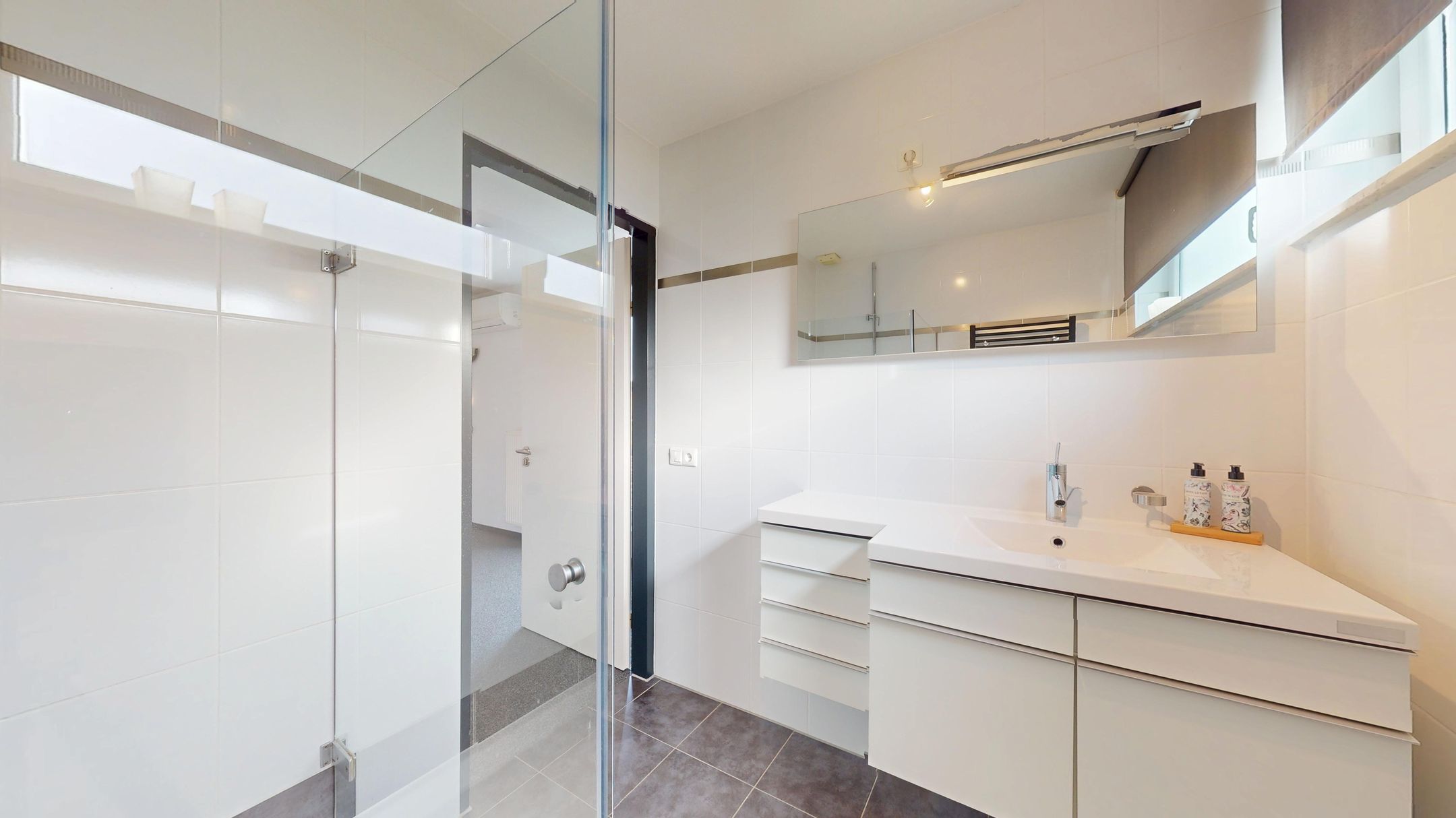 Photo 36 of Hazelaar 6