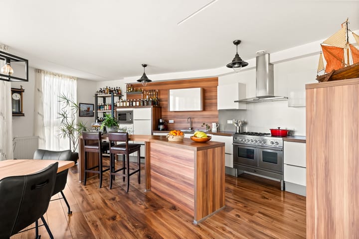 Foto 2 van Antoni Gaudipark 62