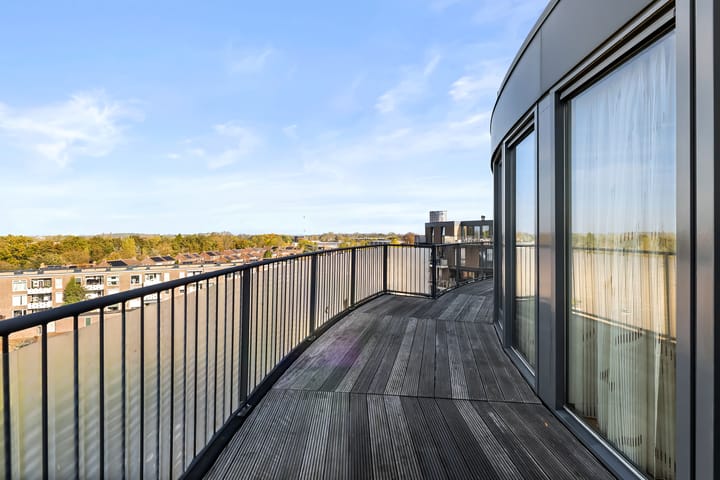 Foto 3 van Antoni Gaudipark 62