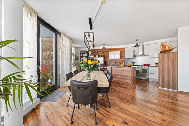 Foto 17 van Antoni Gaudipark 62