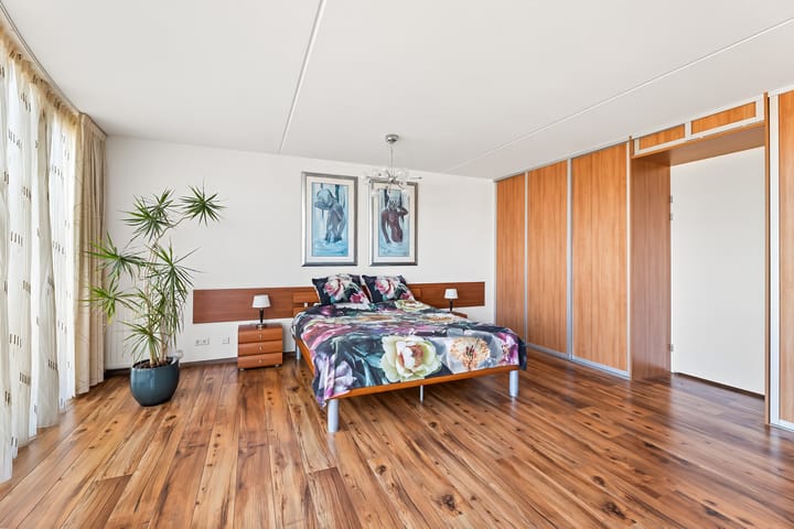 Foto 20 van Antoni Gaudipark 62