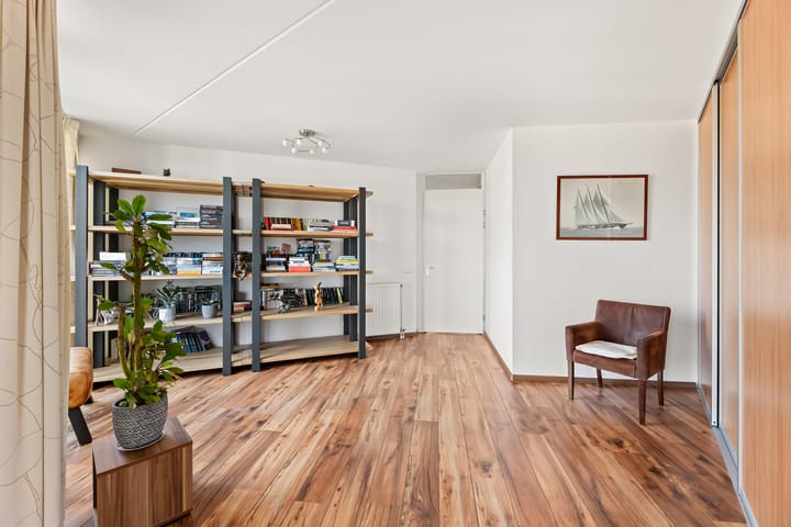 Foto 28 van Antoni Gaudipark 62