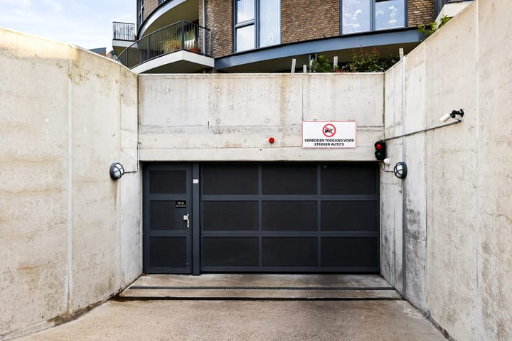 Foto 36 van Antoni Gaudipark 62