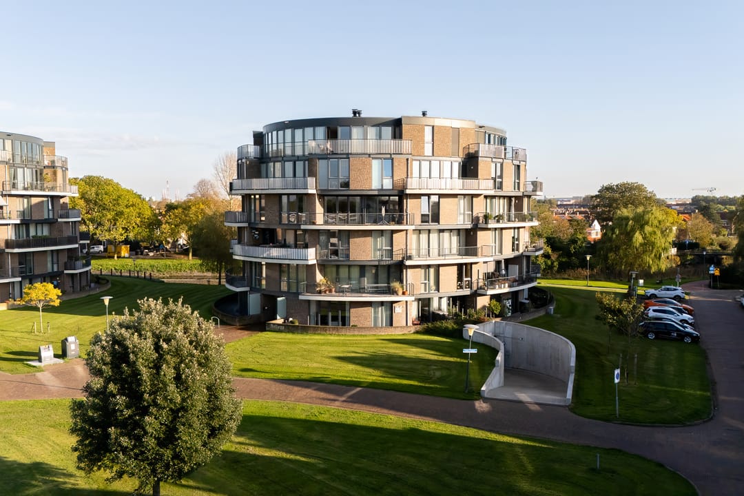 Photo 41 of Antoni Gaudipark 62