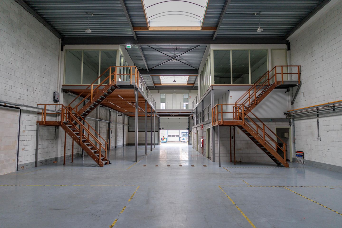 View photo 1 of Hendrik Figeeweg 5-C