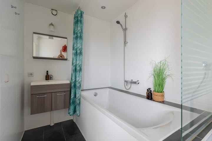 Foto 28 van Westsingel 138