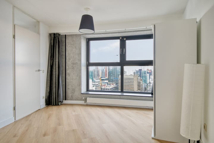 Foto 16 van Weena 247