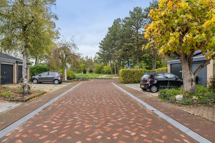 Foto 33 van Lauwere 609