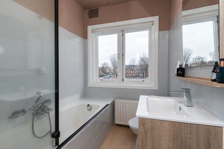 Foto 25 van Van Baerlestraat 62