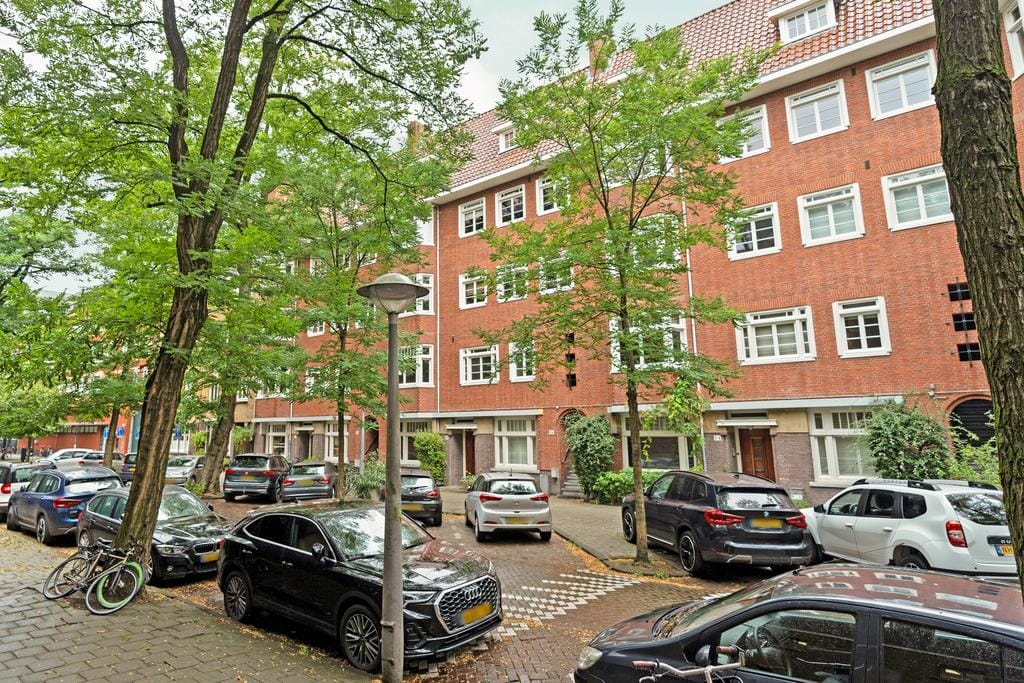 Foto 42 van Brahmsstraat 16-2