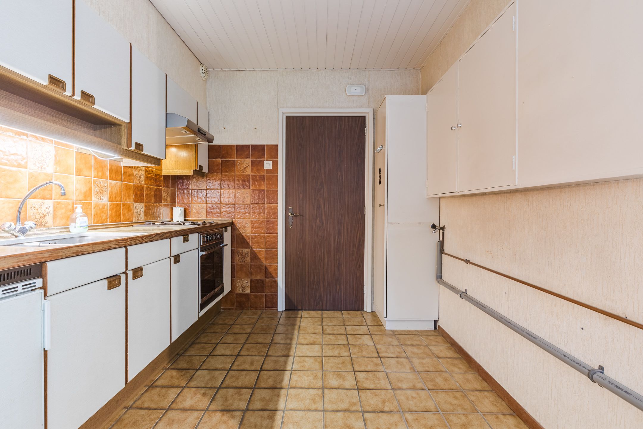 Photo 15 of Provisorstraat 24