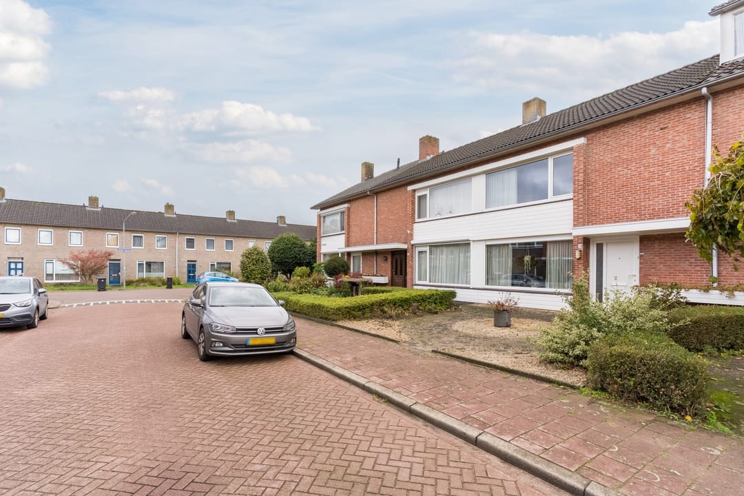 Photo 43 of Provisorstraat 24