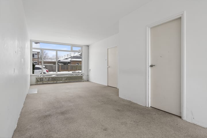 Foto 6 van Van Anrooijstraat 55