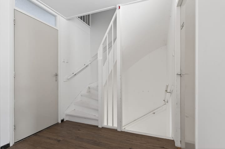 Foto 18 van Van Anrooijstraat 55