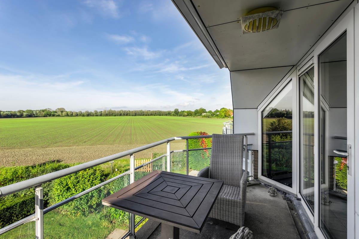 2-bedroom freehold villa in Vrouwenpolder — photo 1 of 5